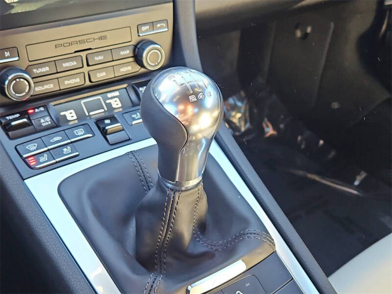 2025 Porsche 718 Boxster