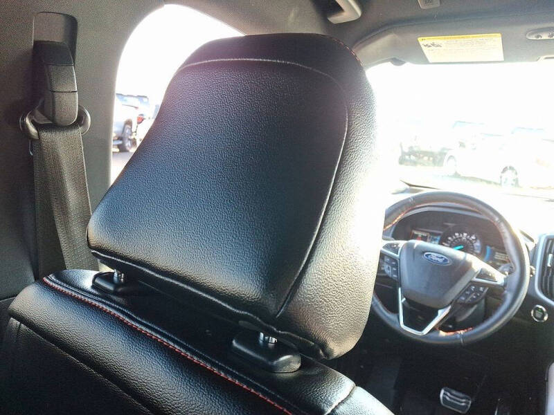 2022 Ford Edge ST-Line