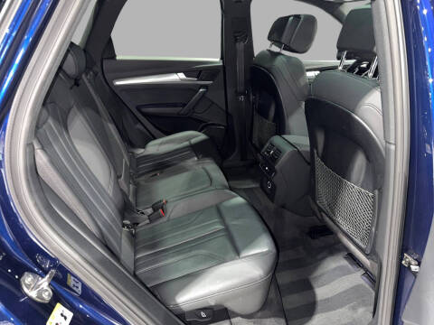2020 Audi Q5 quattro Titanium Premium 45 TFSI