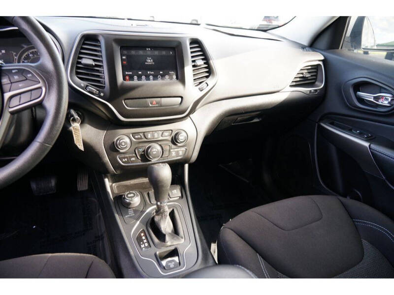 2020 Jeep Cherokee Latitude