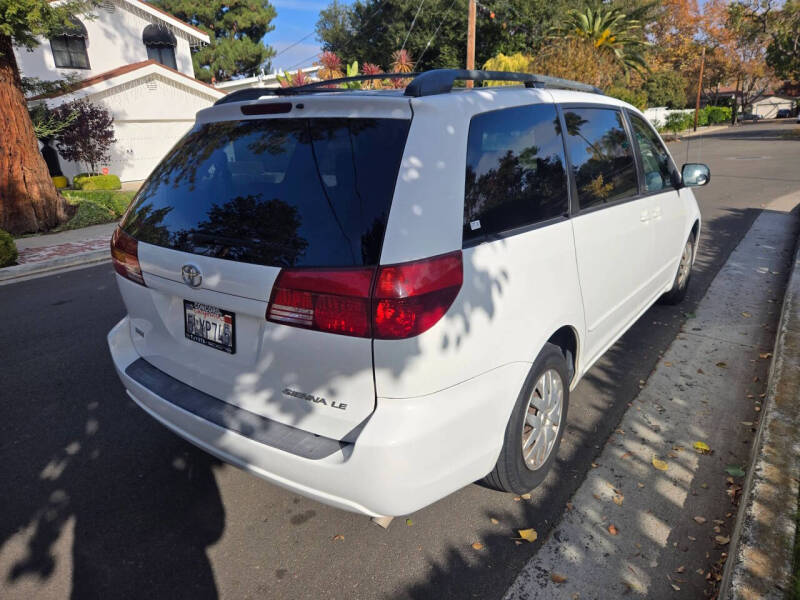 2005 Toyota Sienna