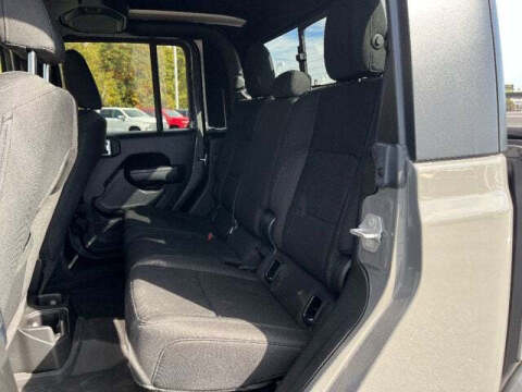 2022 Jeep Gladiator Altitude