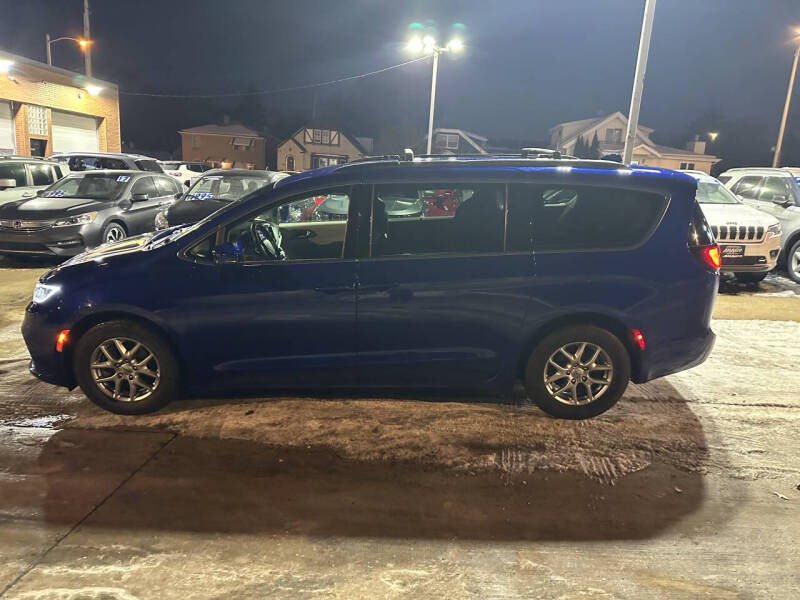 2021 Chrysler Pacifica Touring