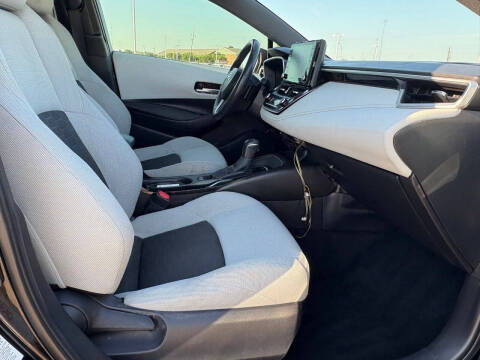 2020 Toyota Corolla Hatchback SE