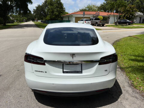 2016 Tesla Model S