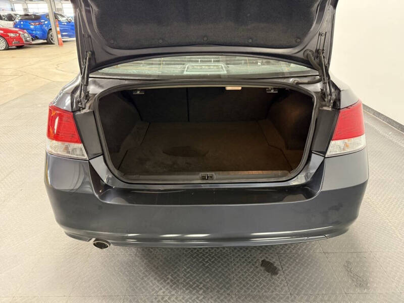 2011 Subaru Legacy 2.5i Premium