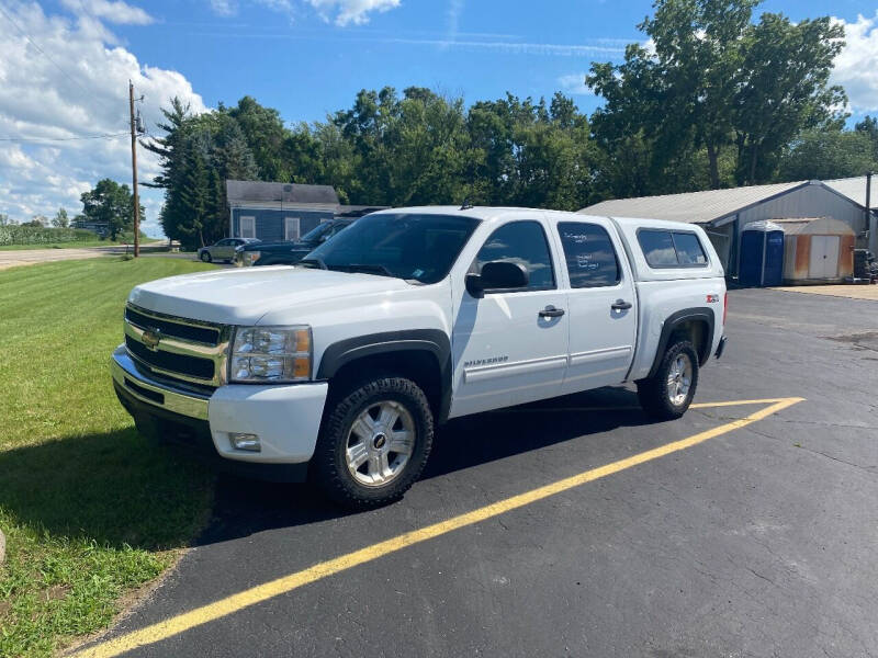 2011 Chevrolet Silverado 1500 for sale at UNION AUTO SALES in Evansville WI