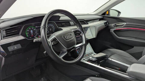 2024 Audi Q8 e-tron quattro Premium