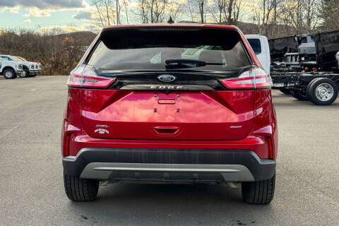 2022 Ford Edge SEL