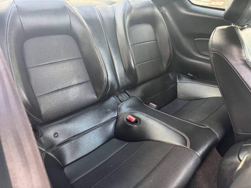 2020 Ford Mustang EcoBoost Premium