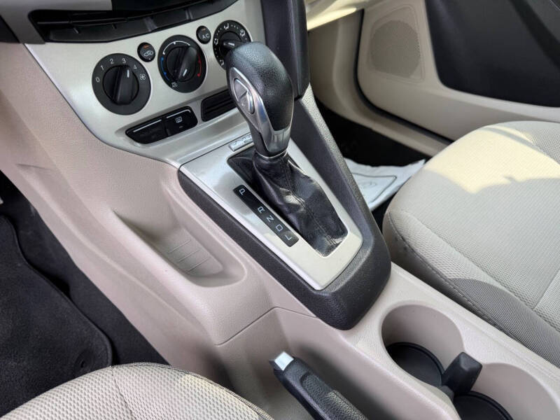2013 Ford Focus SE