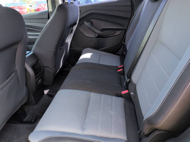 2017 Ford Escape S