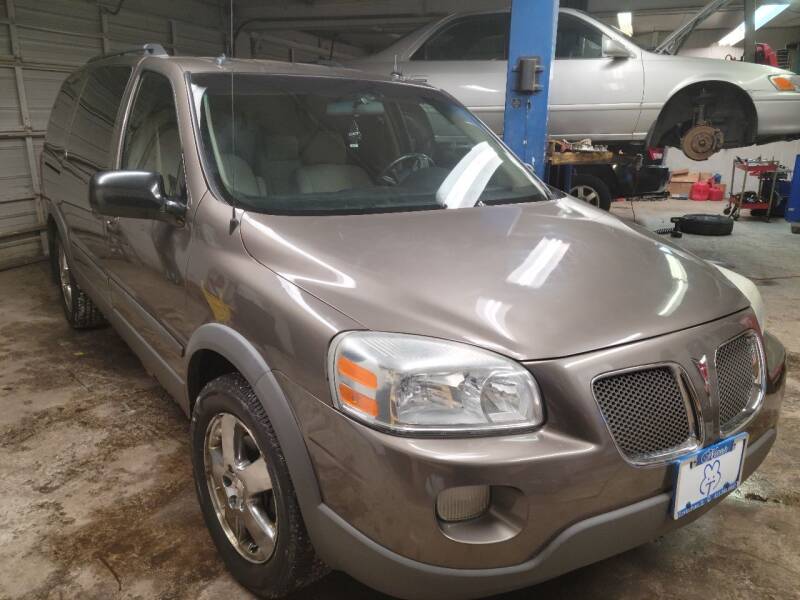 2005 Pontiac Montana SV6 for sale at NICAS AUTO SALES INC in Loves Park IL