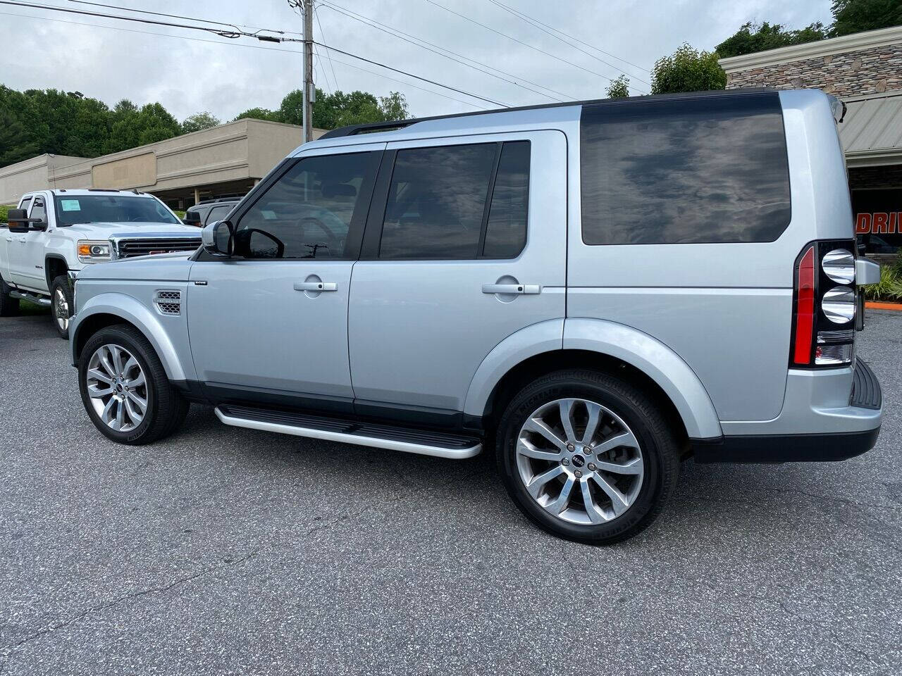 2015 Land Rover LR4 for sale at Driven Pre-Owned in Lenoir, NC