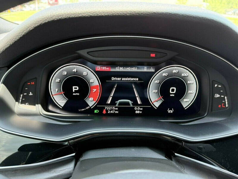 2021 Audi Q8 quattro Premium Plus 55 TFSI