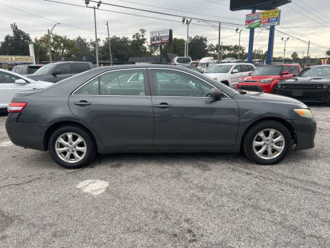 2011 Toyota Camry LE