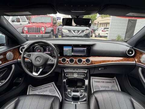 2017 Mercedes-Benz E-Class E 300 4MATIC
