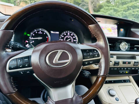 2017 Lexus ES 350