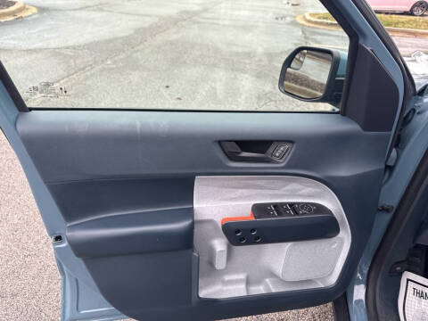 2022 Ford Maverick XL