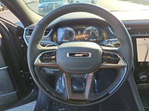 2025 Jeep Grand Cherokee Summit