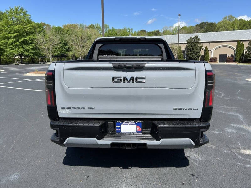 2025 GMC Sierra EV Denali