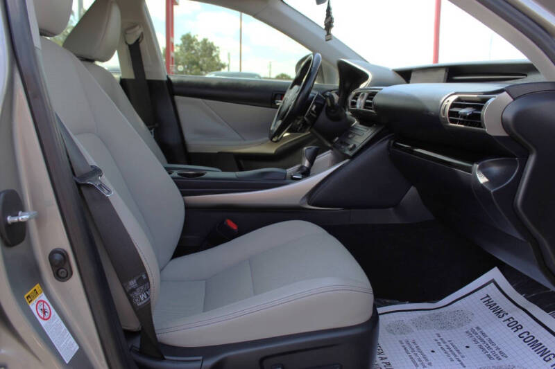 2016 Lexus IS 200t