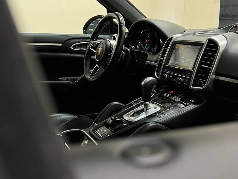 2016 Porsche Cayenne