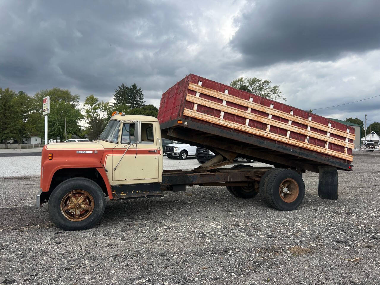 International 1600 For Sale In Pendleton, IN