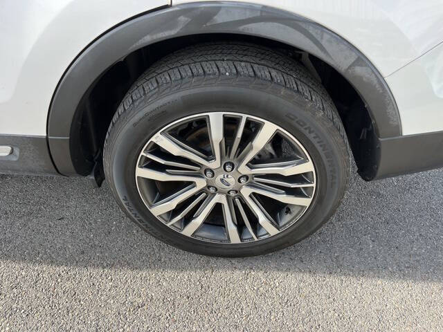 2017 Ford Explorer Platinum