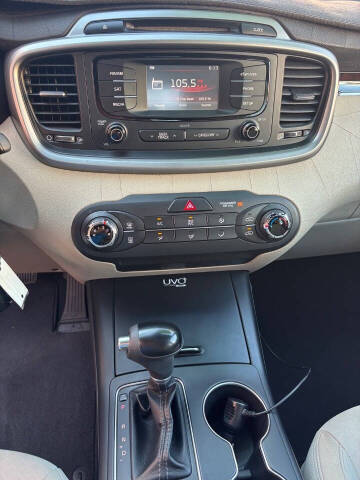 2016 Kia Sorento LX