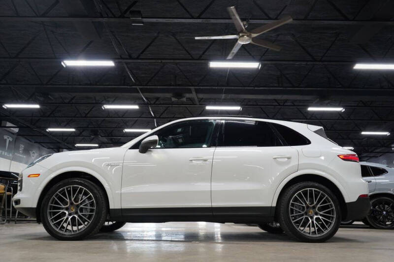 2019 Porsche Cayenne E-Hybrid
