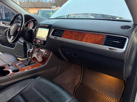 2014 Volkswagen Touareg TDI Lux