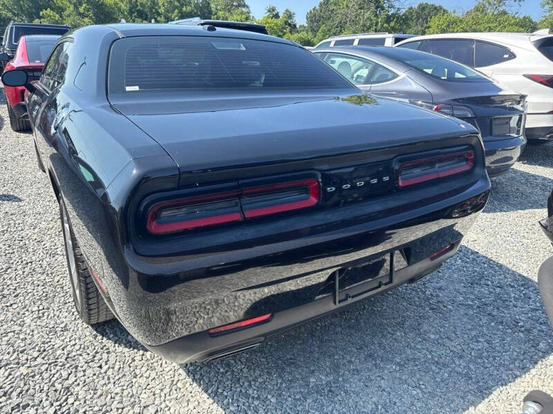 2015 Dodge Challenger SXT