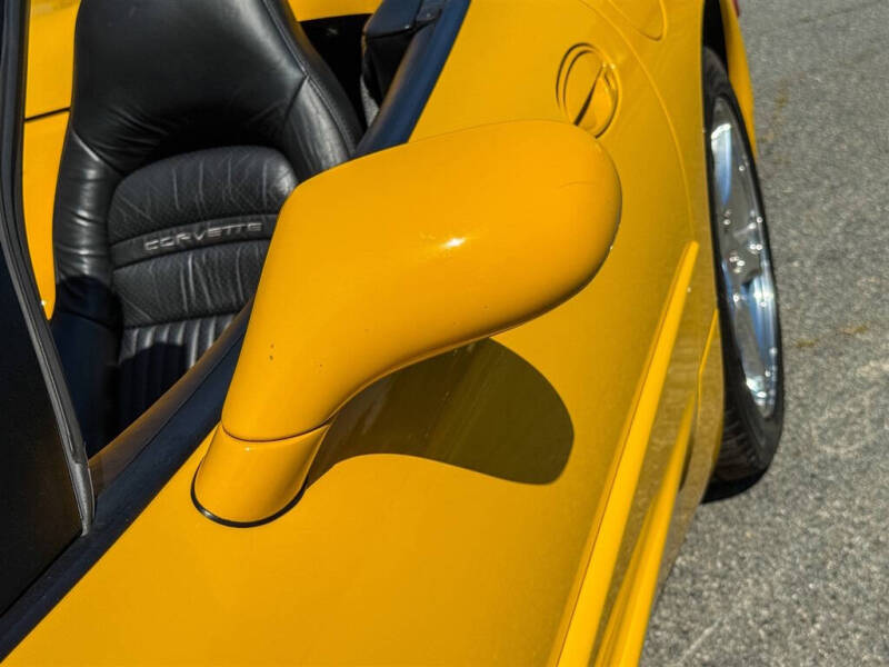 2004 Chevrolet Corvette