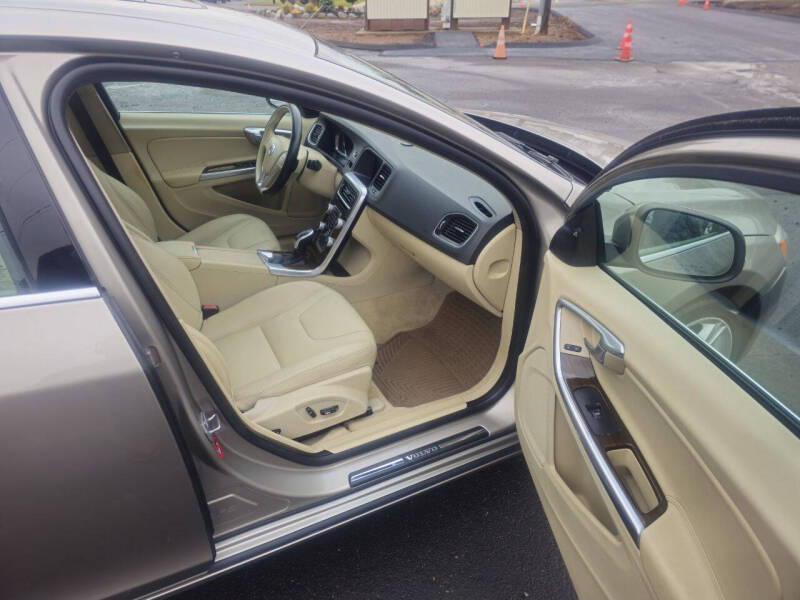 2016 Volvo S60 T5 Premier