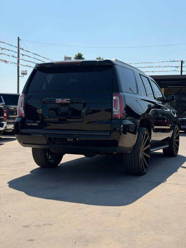 2017 GMC Yukon SLT