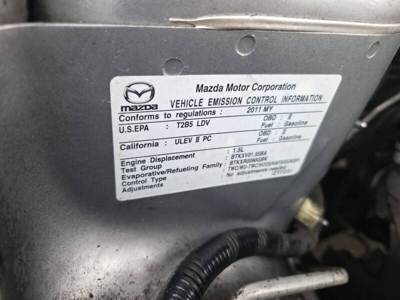 2011 Mazda MAZDA2 Sport