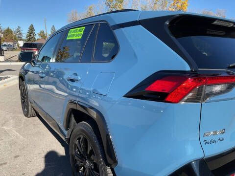 2022 Toyota RAV4 Hybrid SE