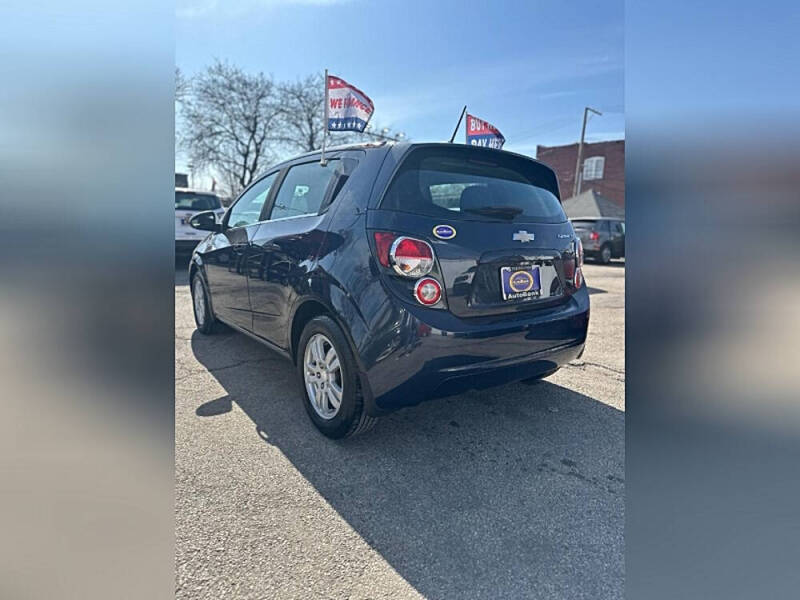 2016 Chevrolet Sonic LT Auto