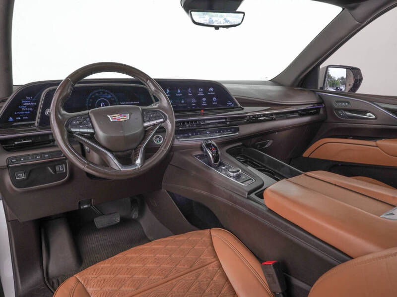 2022 Cadillac Escalade ESV Premium Luxury