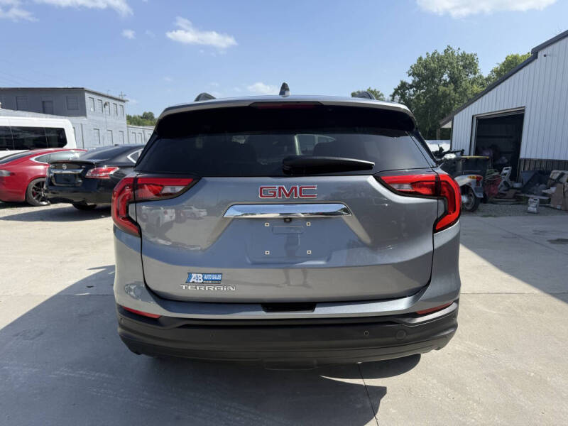 2021 GMC Terrain SLE