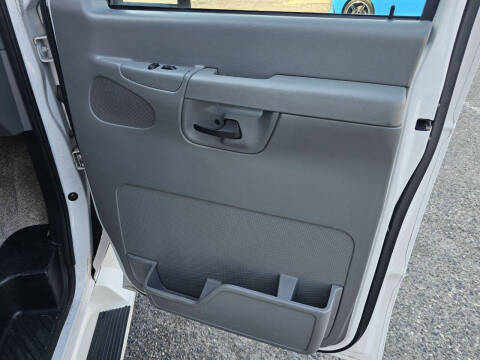 2004 Lexington Class C Mini Motorhome