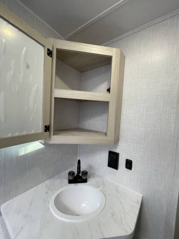 2025 Bontrager Outdoors 21 BH