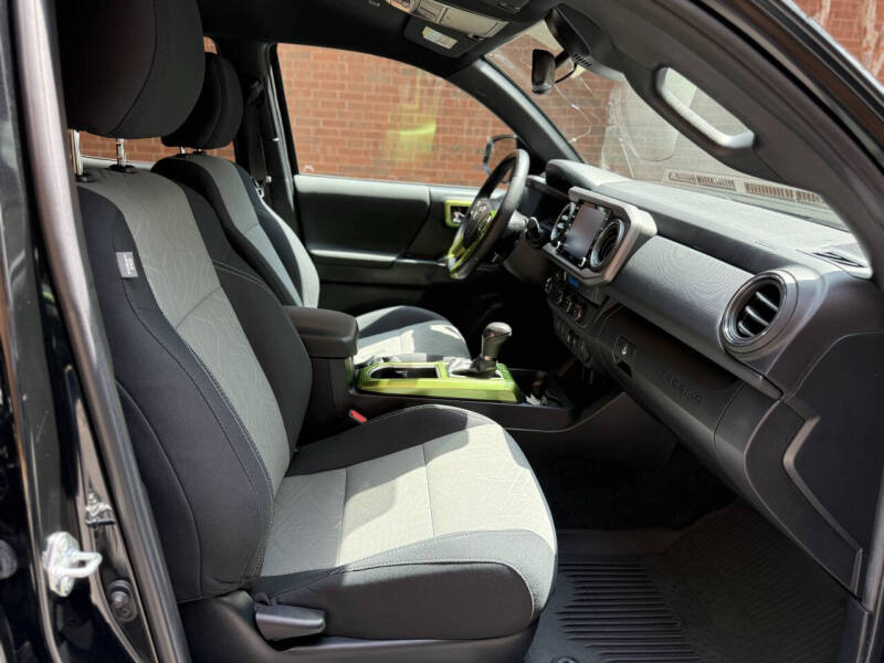 2022 Toyota Tacoma TRD Off-Road