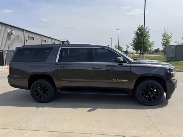 2018 Chevrolet Suburban LT