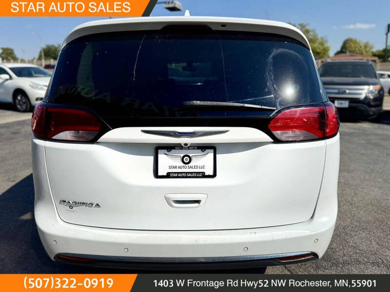 2018 Chrysler Pacifica Touring L Plus