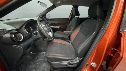 2019 Nissan Kicks SR