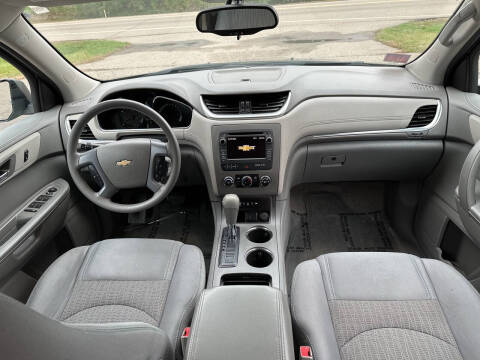 2017 Chevrolet Traverse LS