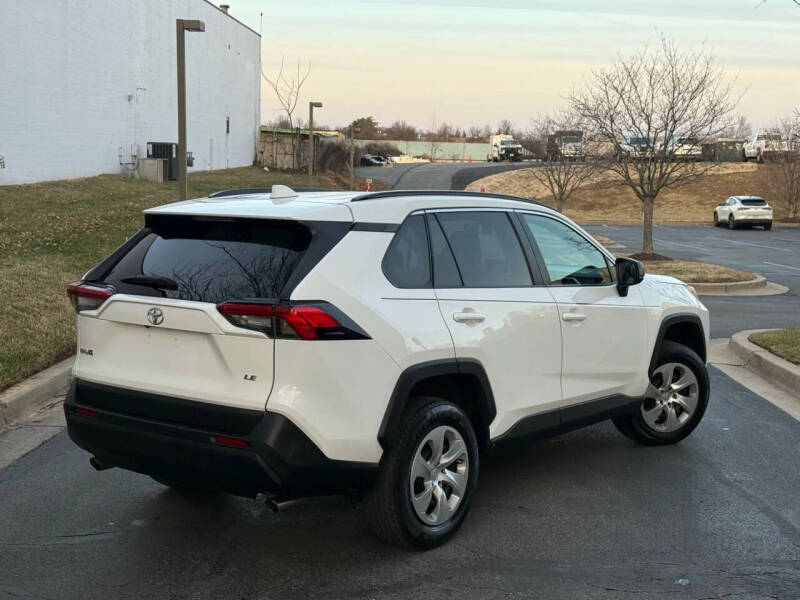 2021 Toyota RAV4 LE