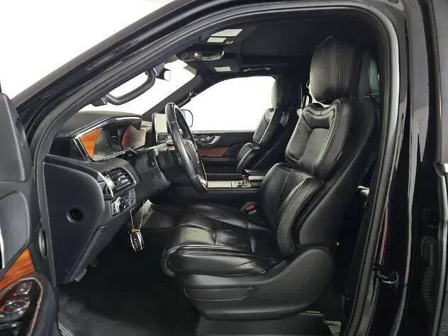 2019 Lincoln Navigator L Select